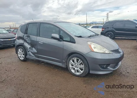 2011 Honda Fit Sport z USA, uszkodzony, nr VIN JHMGE8H62BS011997